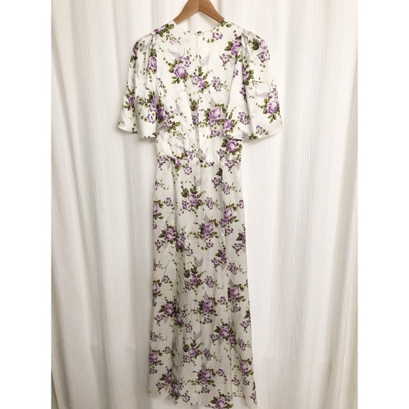 ✖️SOLD✖️LES REVERIES Petal Sleeve Slit Front Dress - Picture 11 of 14